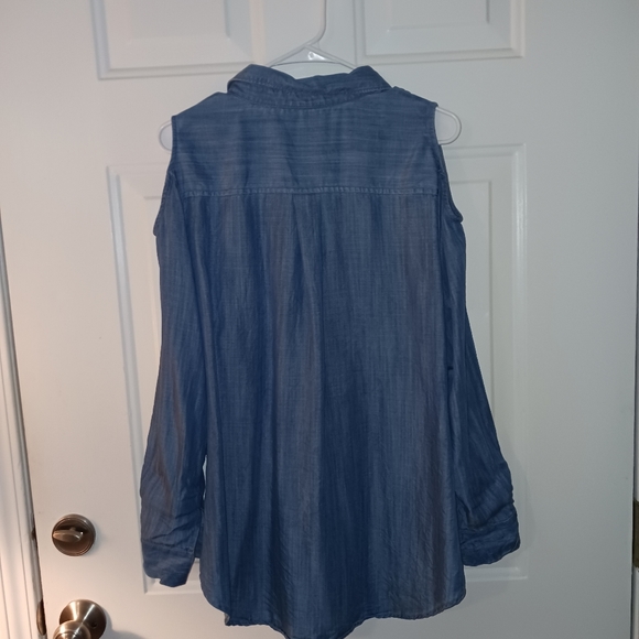 Crown Ivy Denim Shirt with cutouts for shoulders Size L - Picture 6 of 9